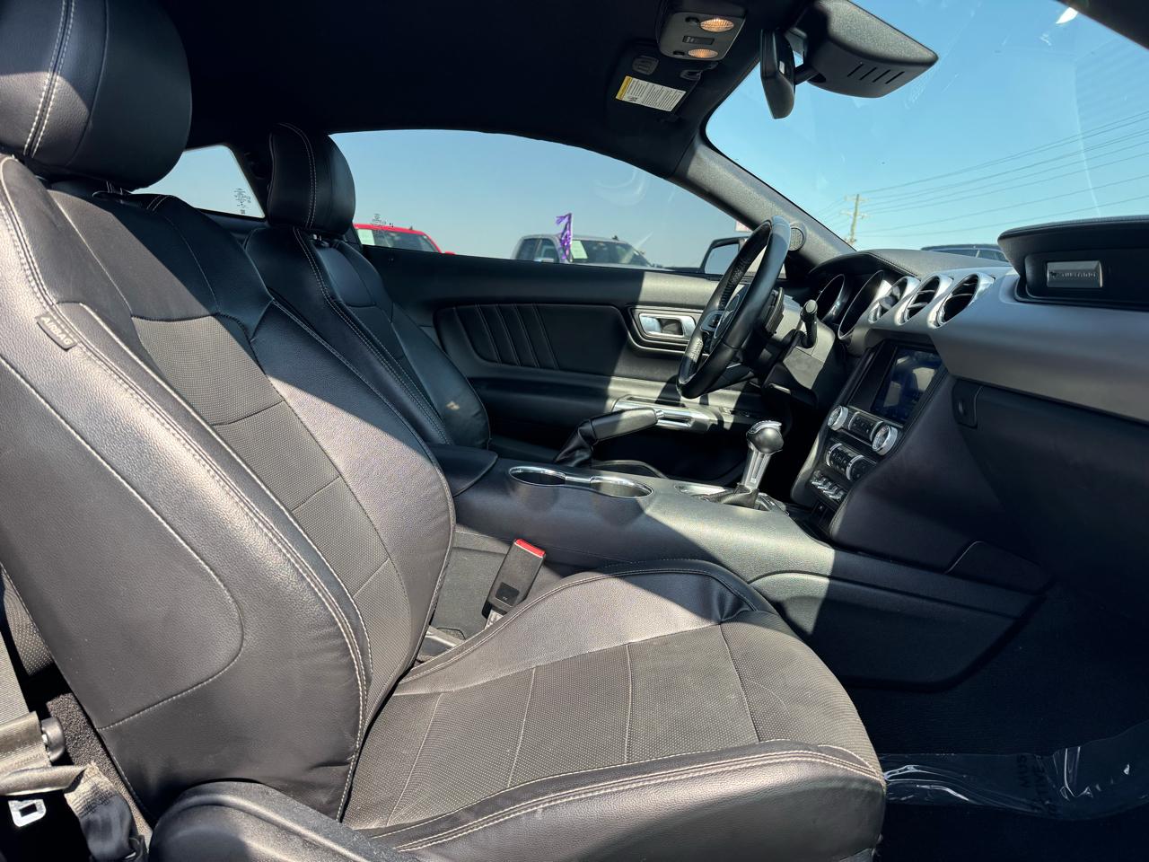 Ford Mustang GT Premium Coupe 2021