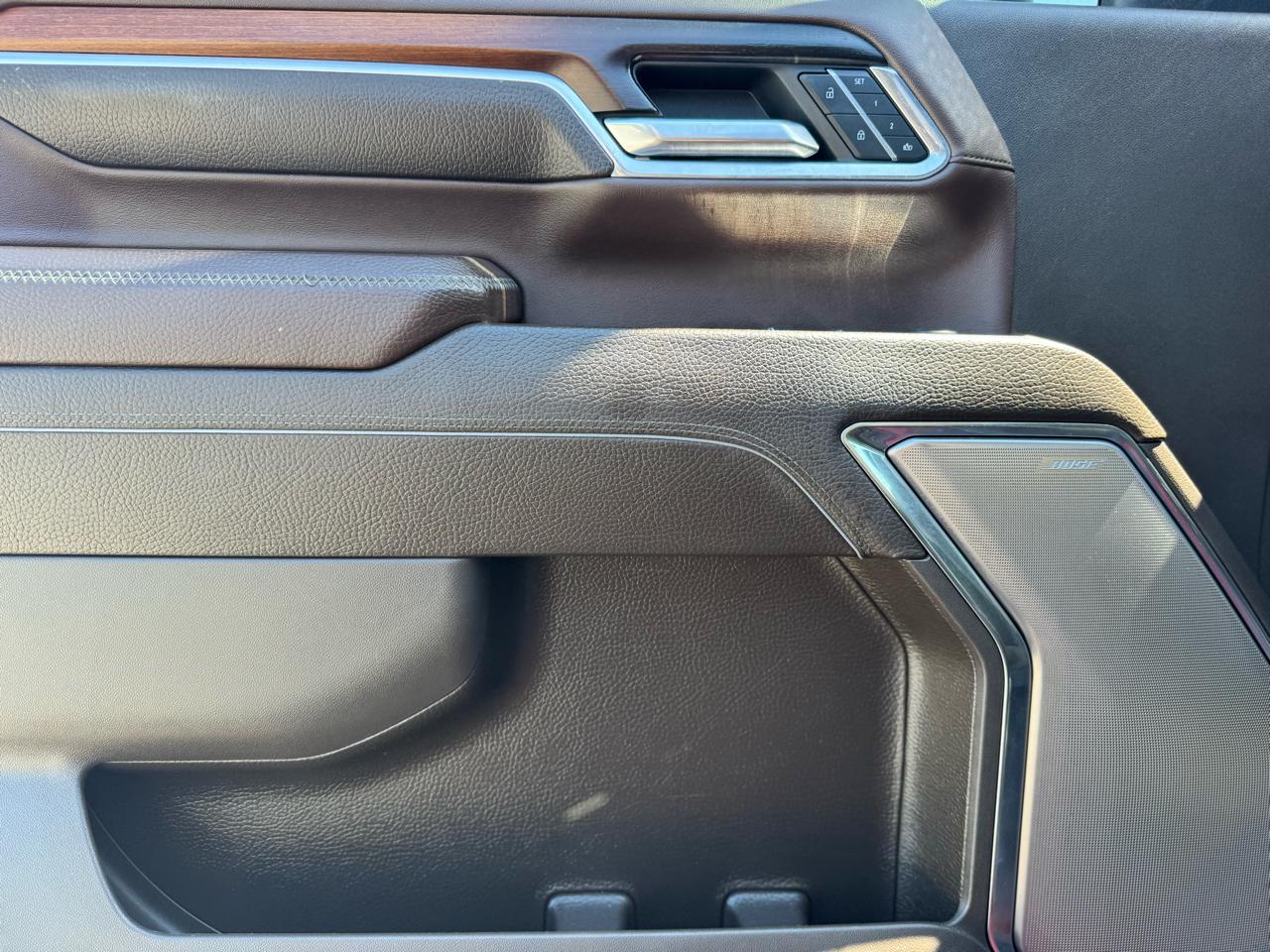 GMC Sierra 2500HD Denali Crew Cab 4WD SB 2024