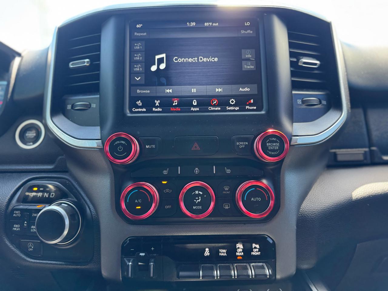 RAM 1500 Big Horn Crew Cab LWB 4WD 2020