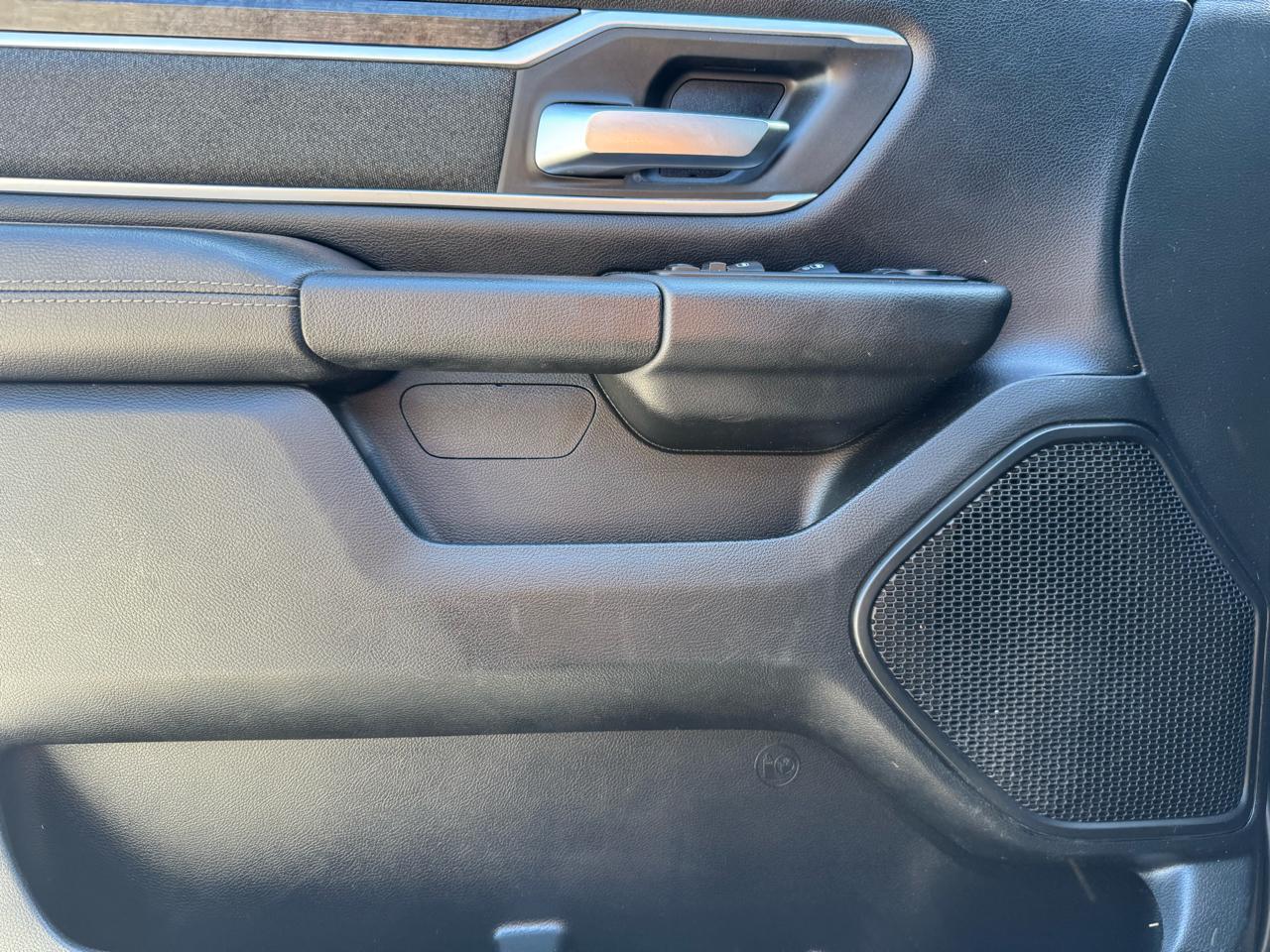 RAM 1500 Big Horn Crew Cab LWB 4WD 2020