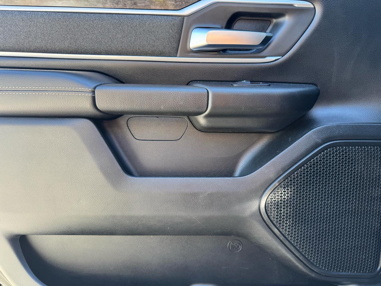 RAM 1500 Big Horn Crew Cab LWB 4WD 2020