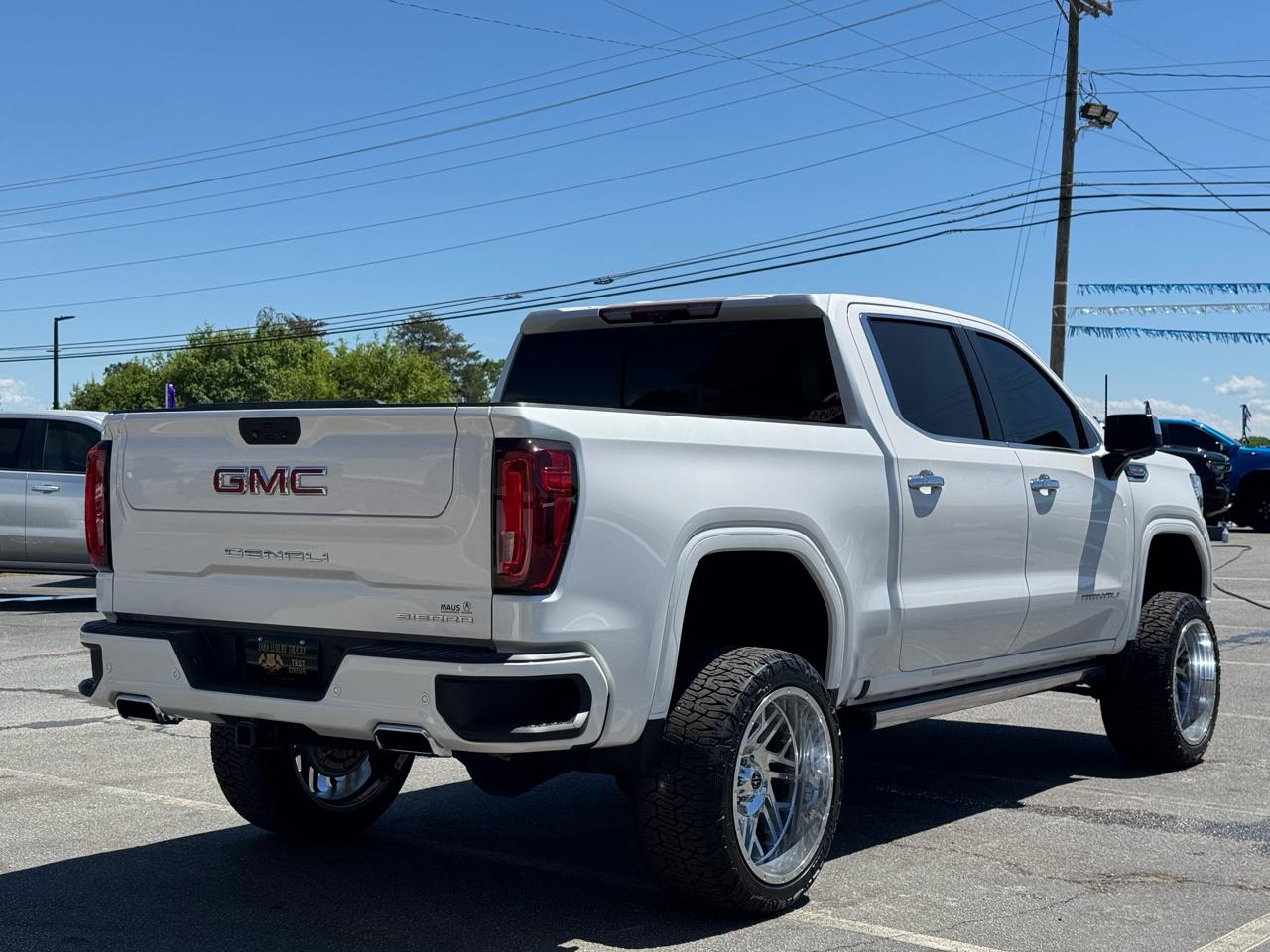 GMC Sierra 1500 Limited Denali Crew Cab 4WD 2022