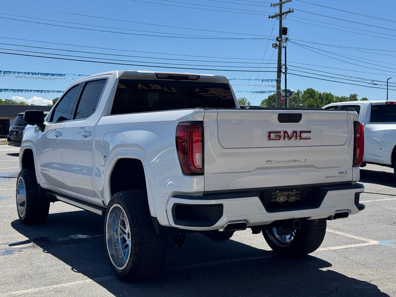 GMC Sierra 1500 Limited Denali Crew Cab 4WD 2022