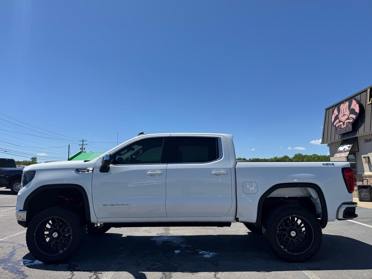 GMC Sierra 1500 SLE Crew Cab 4WD 2023