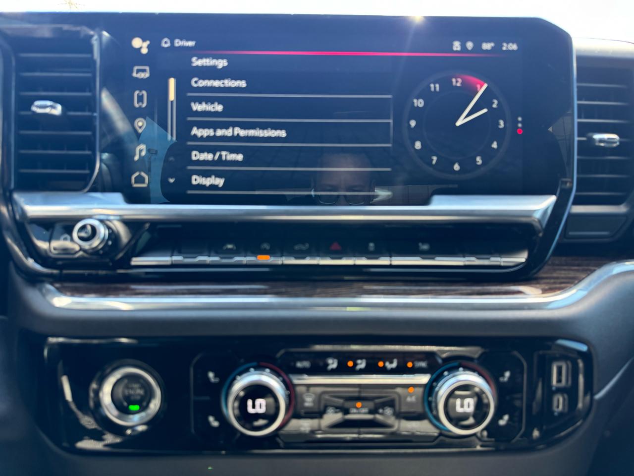 GMC Sierra 1500 SLE Crew Cab 4WD 2023