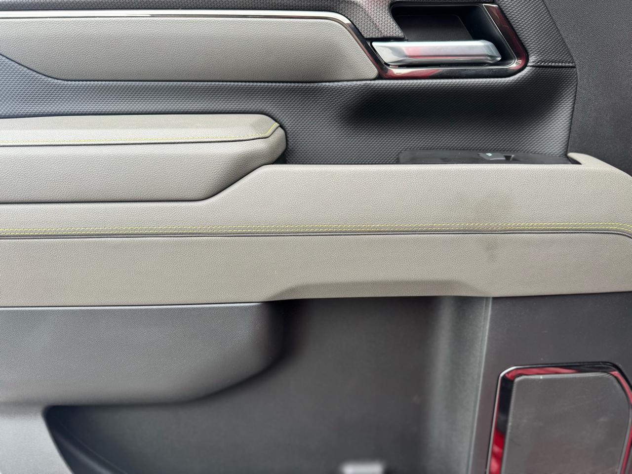 Chevrolet Silverado 2500HD Work Truck Ext. Cab 4WD 2025