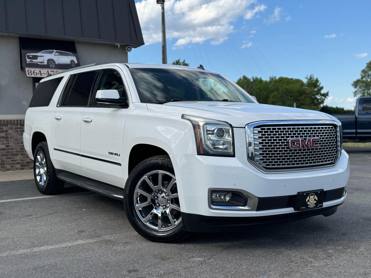 GMC Yukon Denali XL 4WD 2015