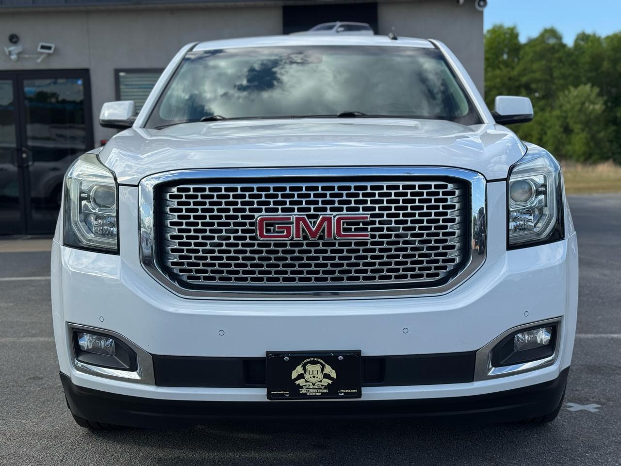 GMC Yukon Denali XL 4WD 2015