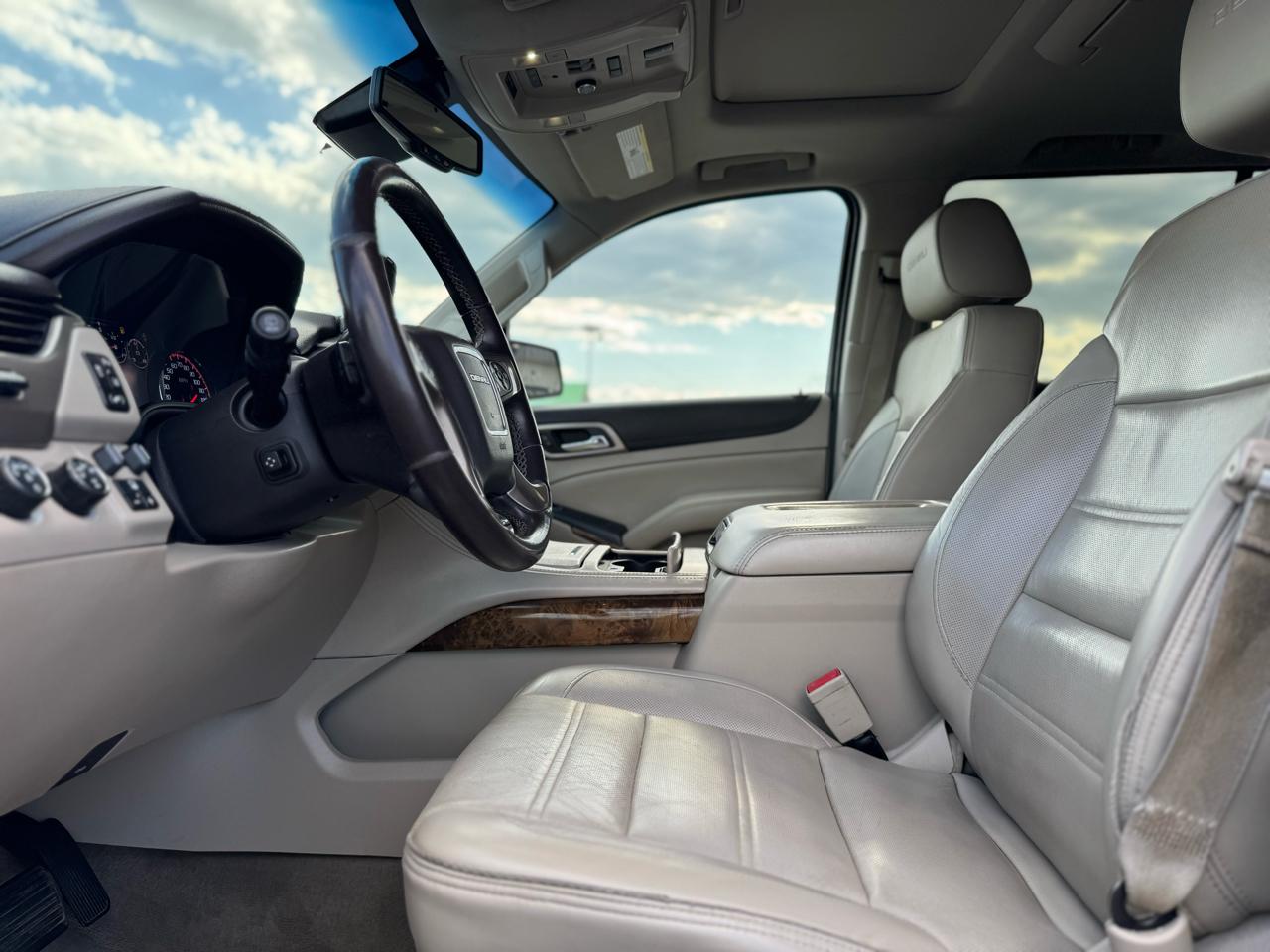 GMC Yukon Denali XL 4WD 2015