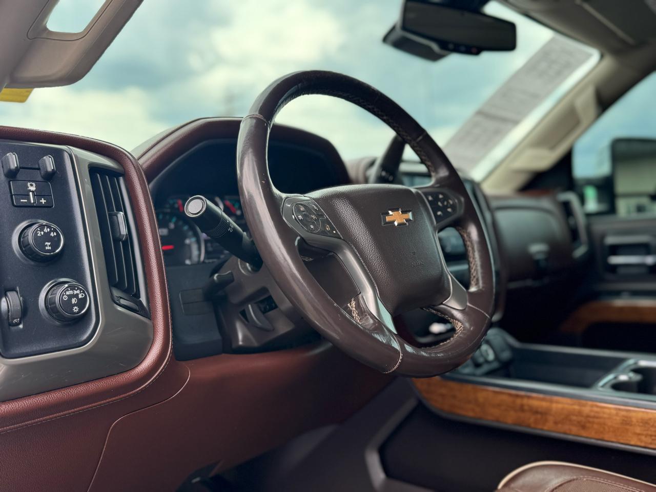 Chevrolet Silverado 2500HD LT Crew Cab 4WD 2016