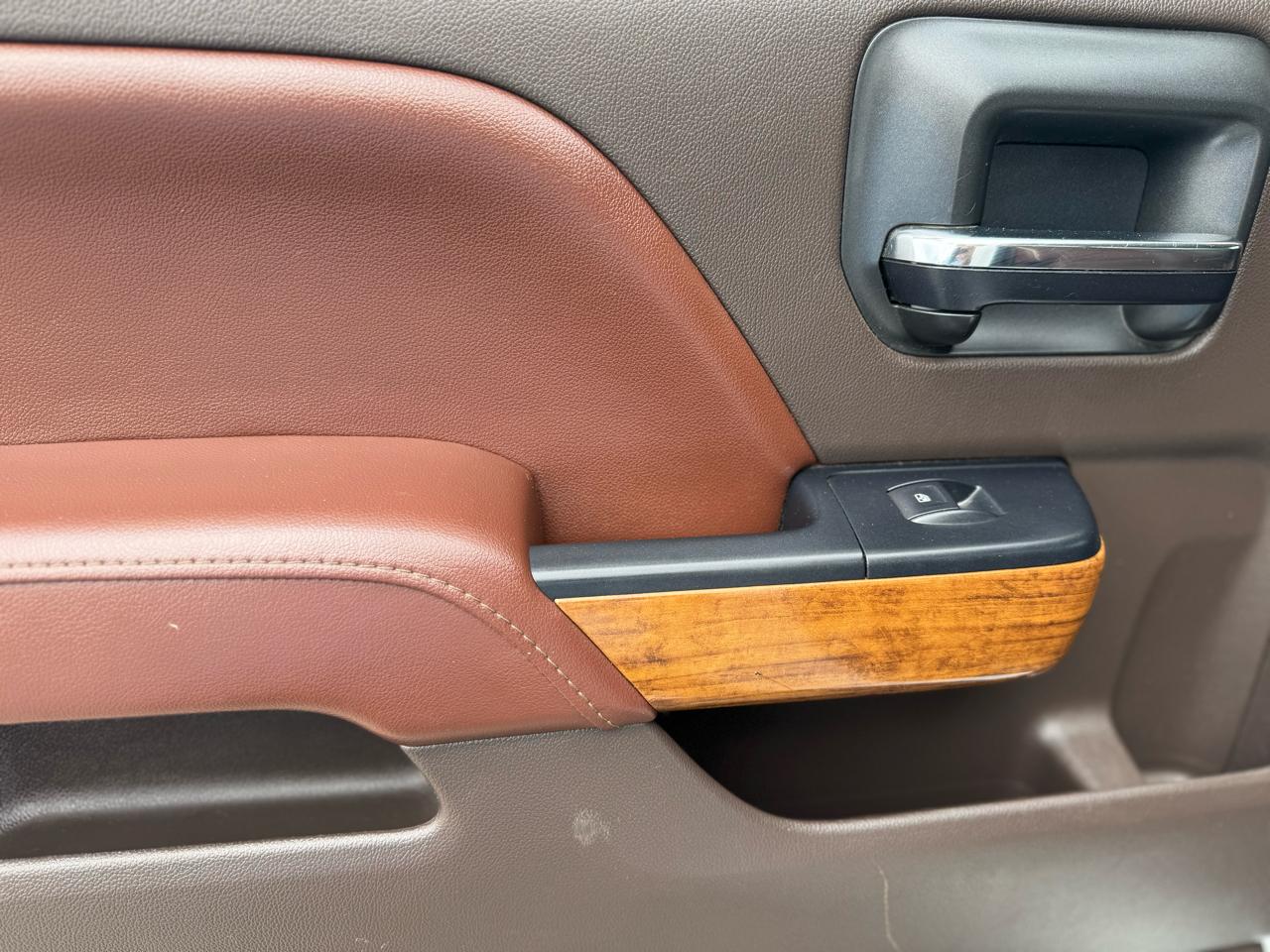 Chevrolet Silverado 2500HD LT Crew Cab 4WD 2016