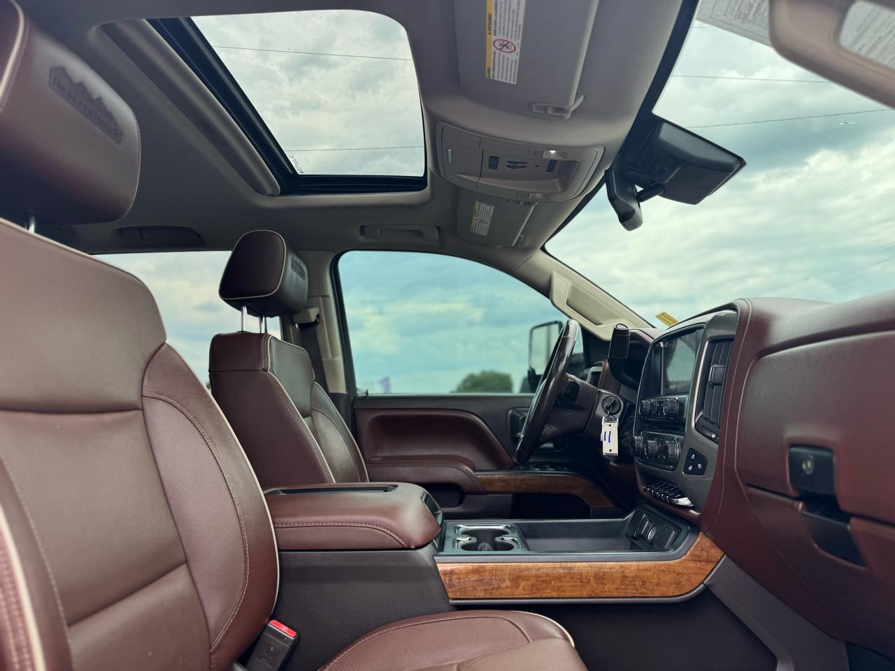 Chevrolet Silverado 2500HD LT Crew Cab 4WD 2016