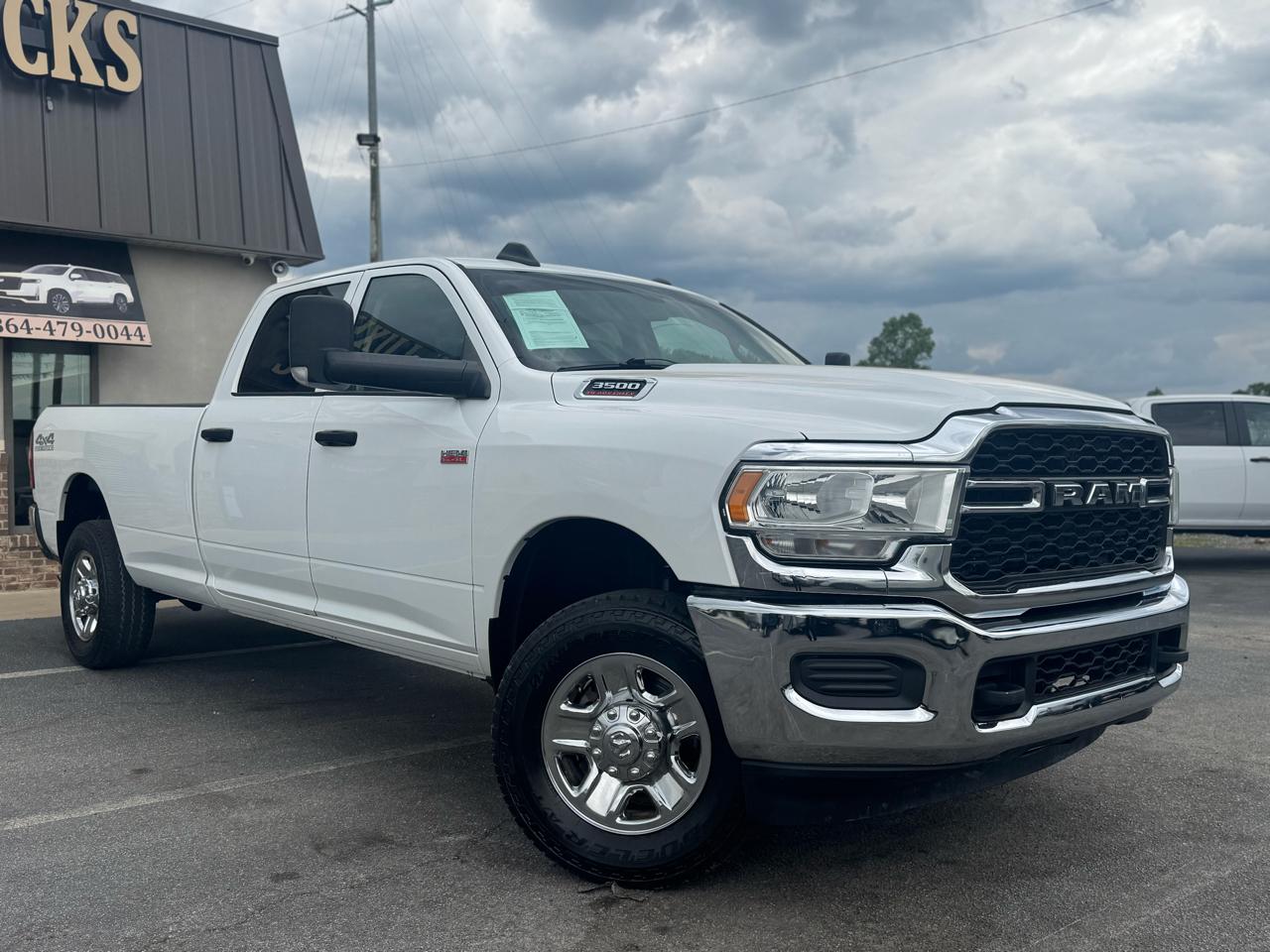 RAM 3500 Tradesman Crew Cab 4WD 2019