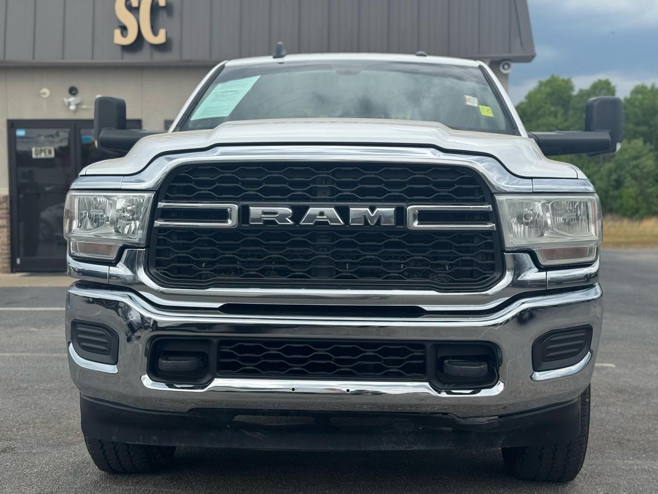 RAM 3500 Tradesman Crew Cab 4WD 2019