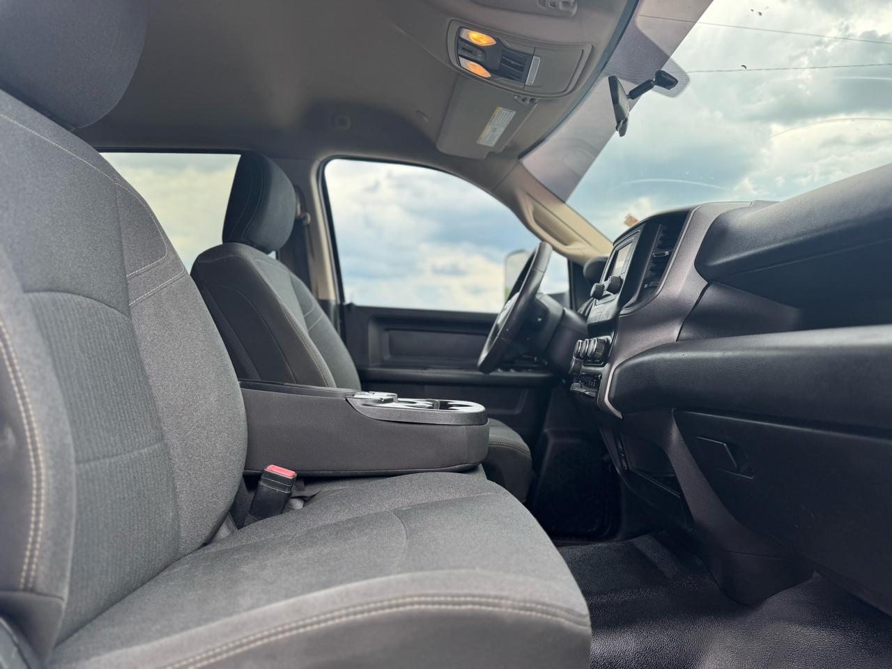 RAM 3500 Tradesman Crew Cab 4WD 2019