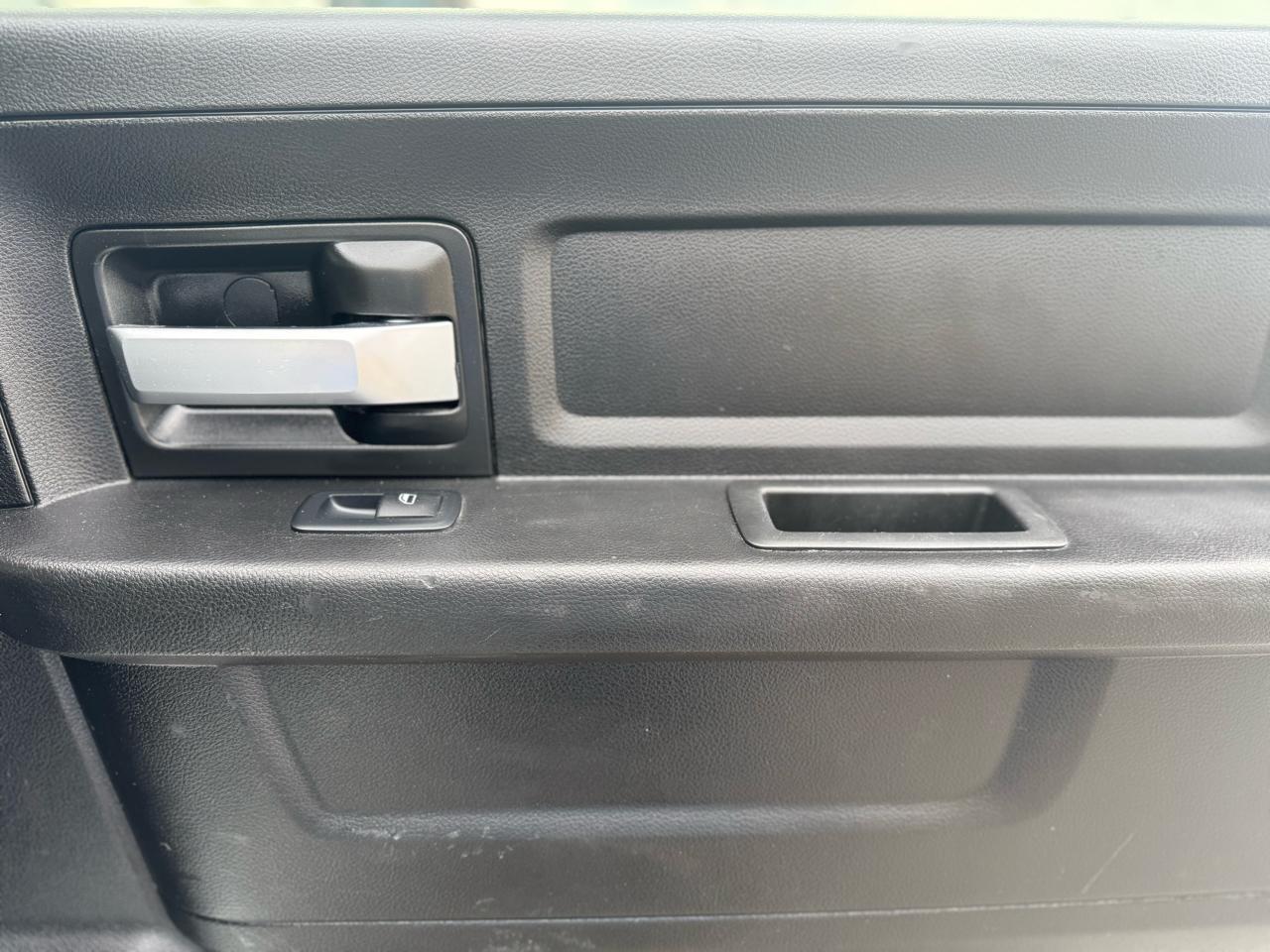 RAM 3500 Tradesman Crew Cab 4WD 2019