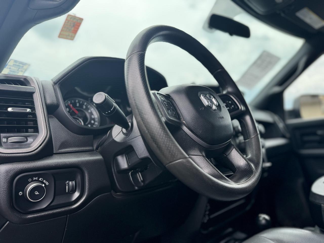 RAM 2500 Tradesman Crew Cab LWB 4WD 2022