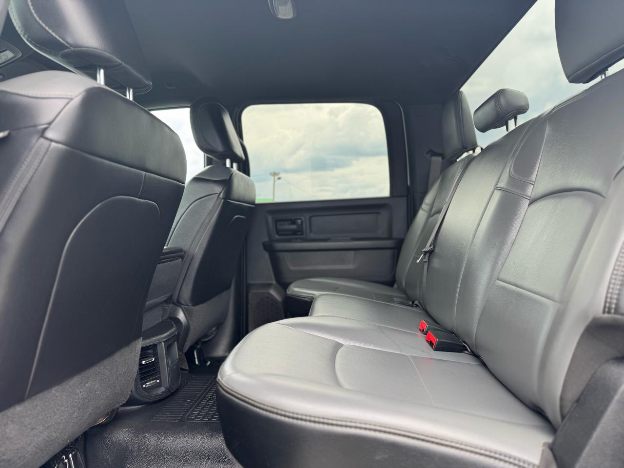 RAM 2500 Tradesman Crew Cab LWB 4WD 2022