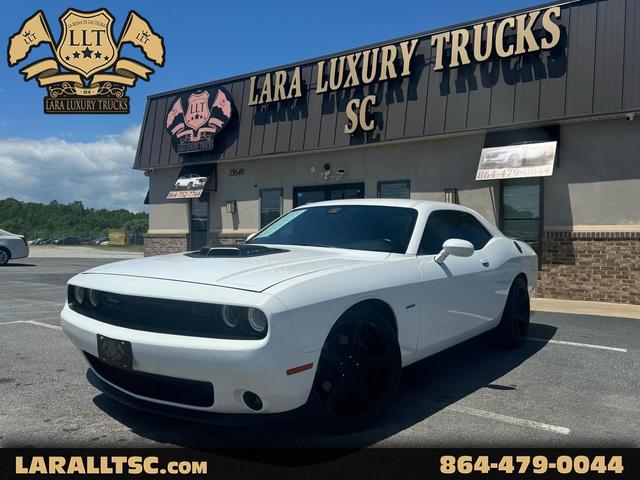 White 2015 Dodge Challenger R/T Shaker RWD Coupe Rear-Wheel Drive Manual