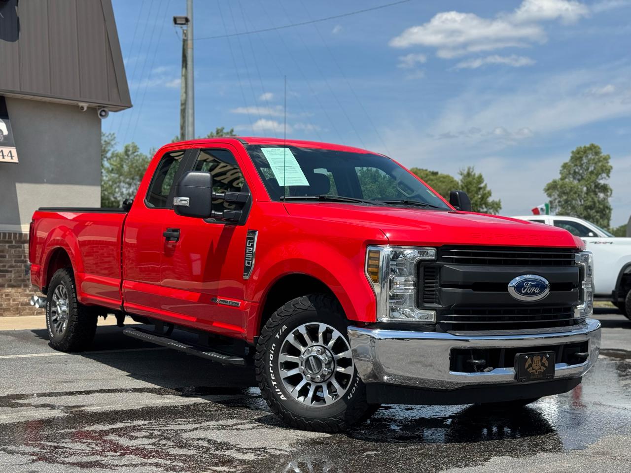 Ford F-250 SD Lariat SuperCab 2WD 2019
