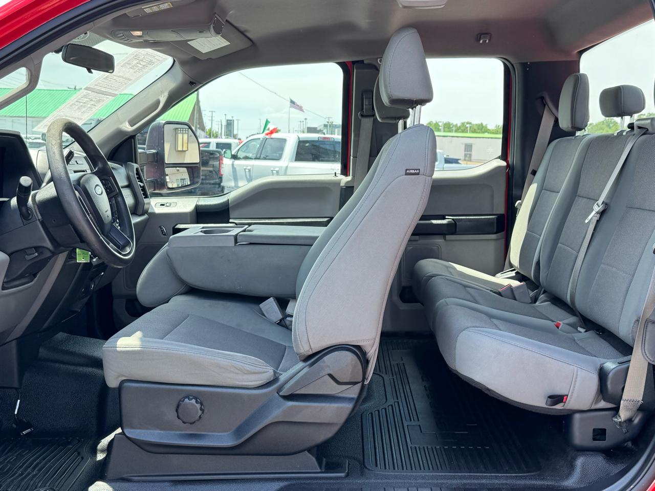 Ford F-250 SD Lariat SuperCab 2WD 2019