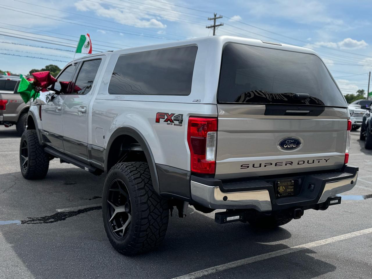 Ford F-250 SD Lariat Crew Cab 4WD 2019