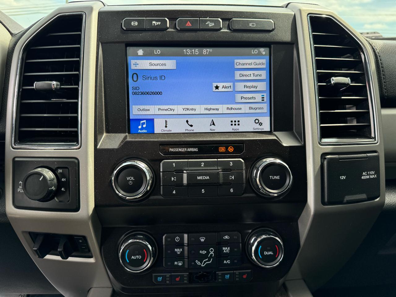 Ford F-250 SD Lariat Crew Cab 4WD 2019