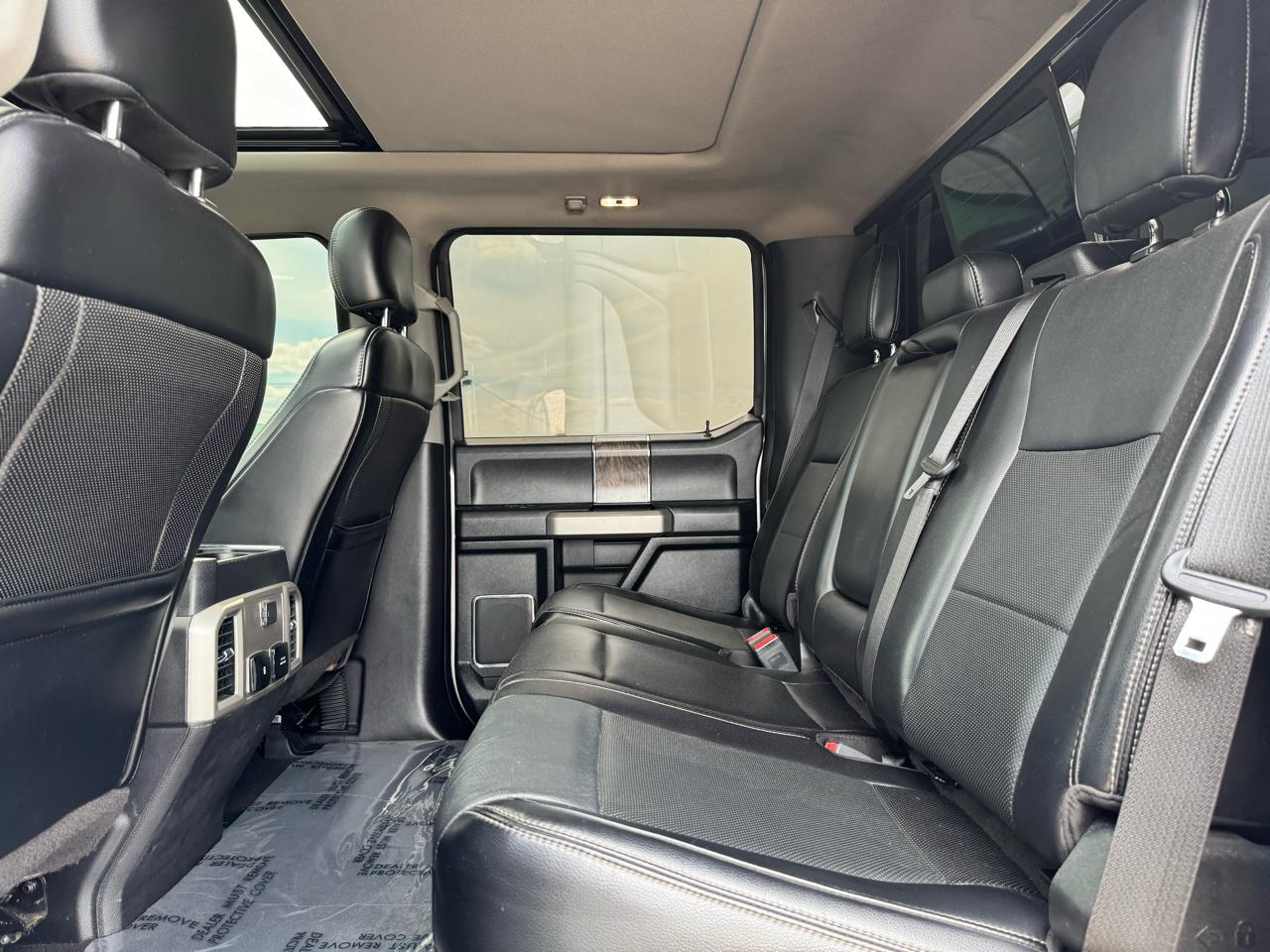 Ford F-250 SD Lariat Crew Cab 4WD 2019