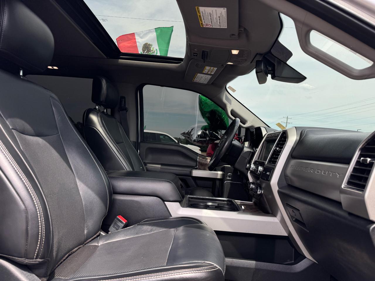 Ford F-250 SD Lariat Crew Cab 4WD 2019