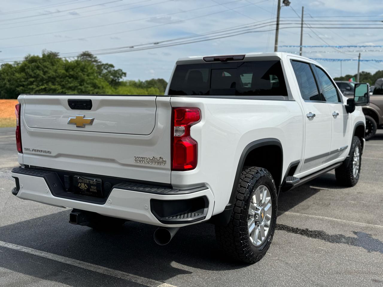 Chevrolet Silverado 2500HD High Country Crew Cab Short Box 4WD 2024