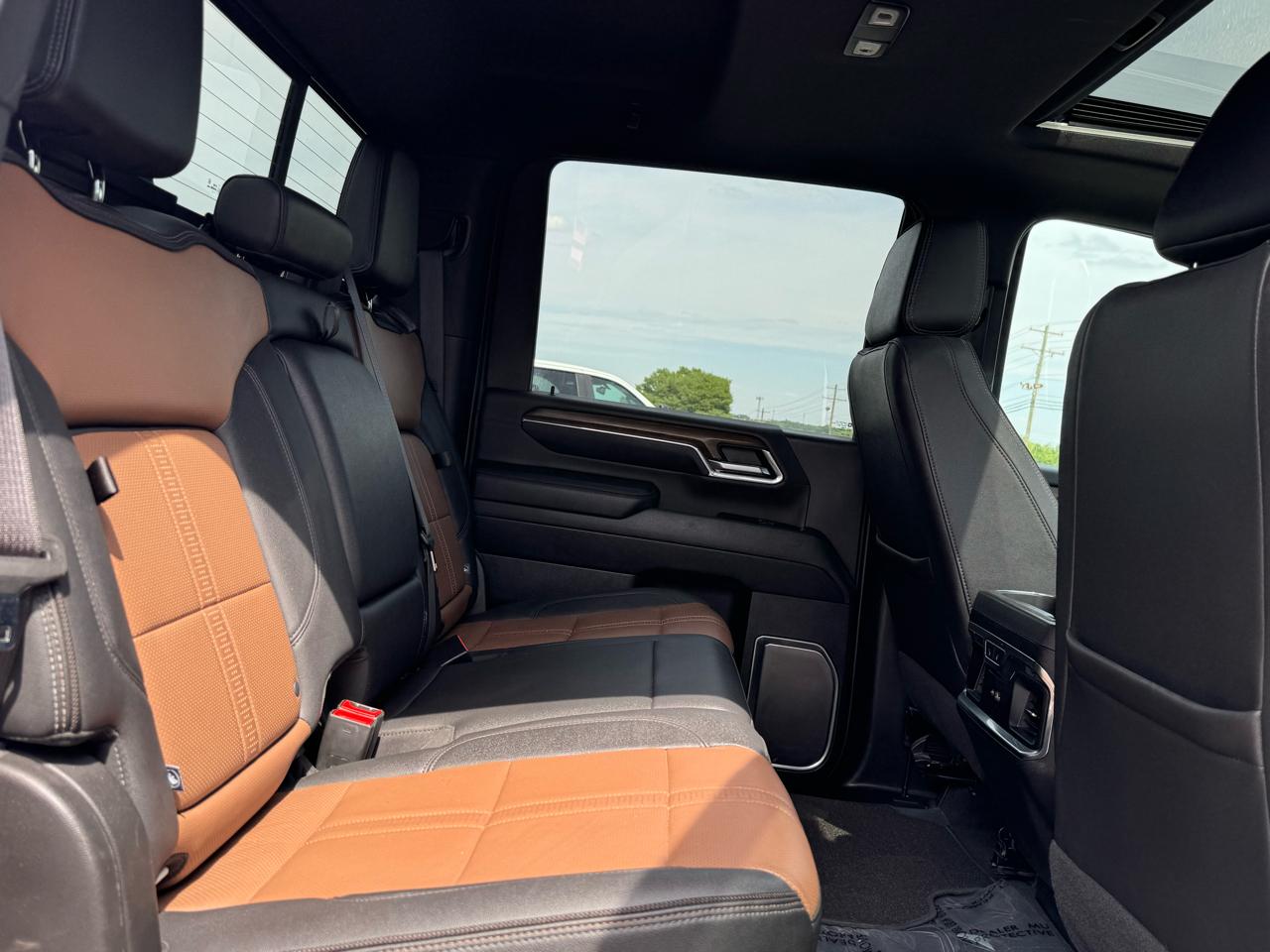 Chevrolet Silverado 2500HD High Country Crew Cab Short Box 4WD 2024
