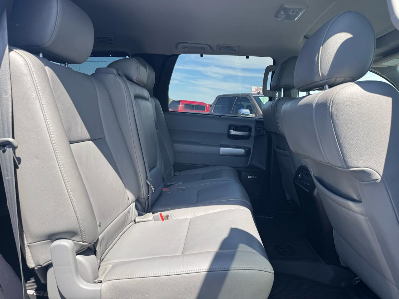 Toyota Sequoia Limited 4WD 2018