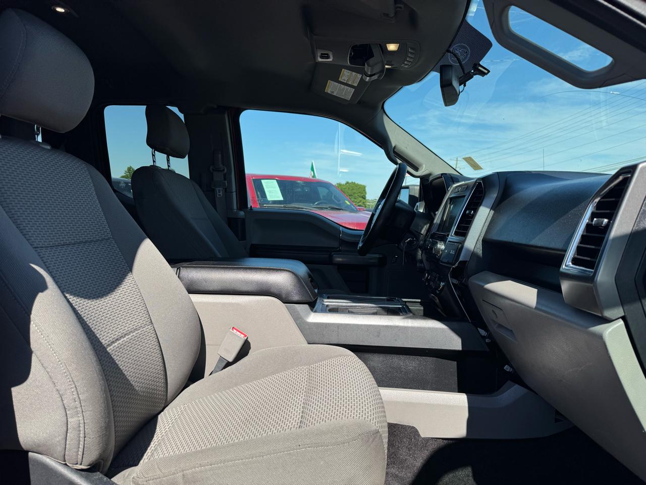 Ford F-150 Lariat SuperCab 8-ft. 4WD 2016