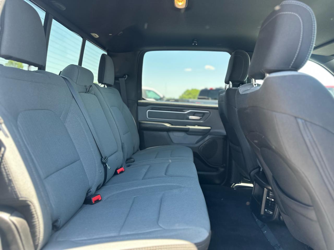 RAM 1500 Big Horn Crew Cab SWB 4WD 2023