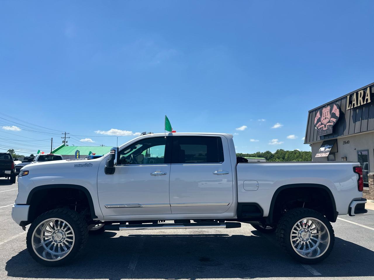 Chevrolet Silverado 2500HD High Country Crew Cab Short Box 4WD 2025