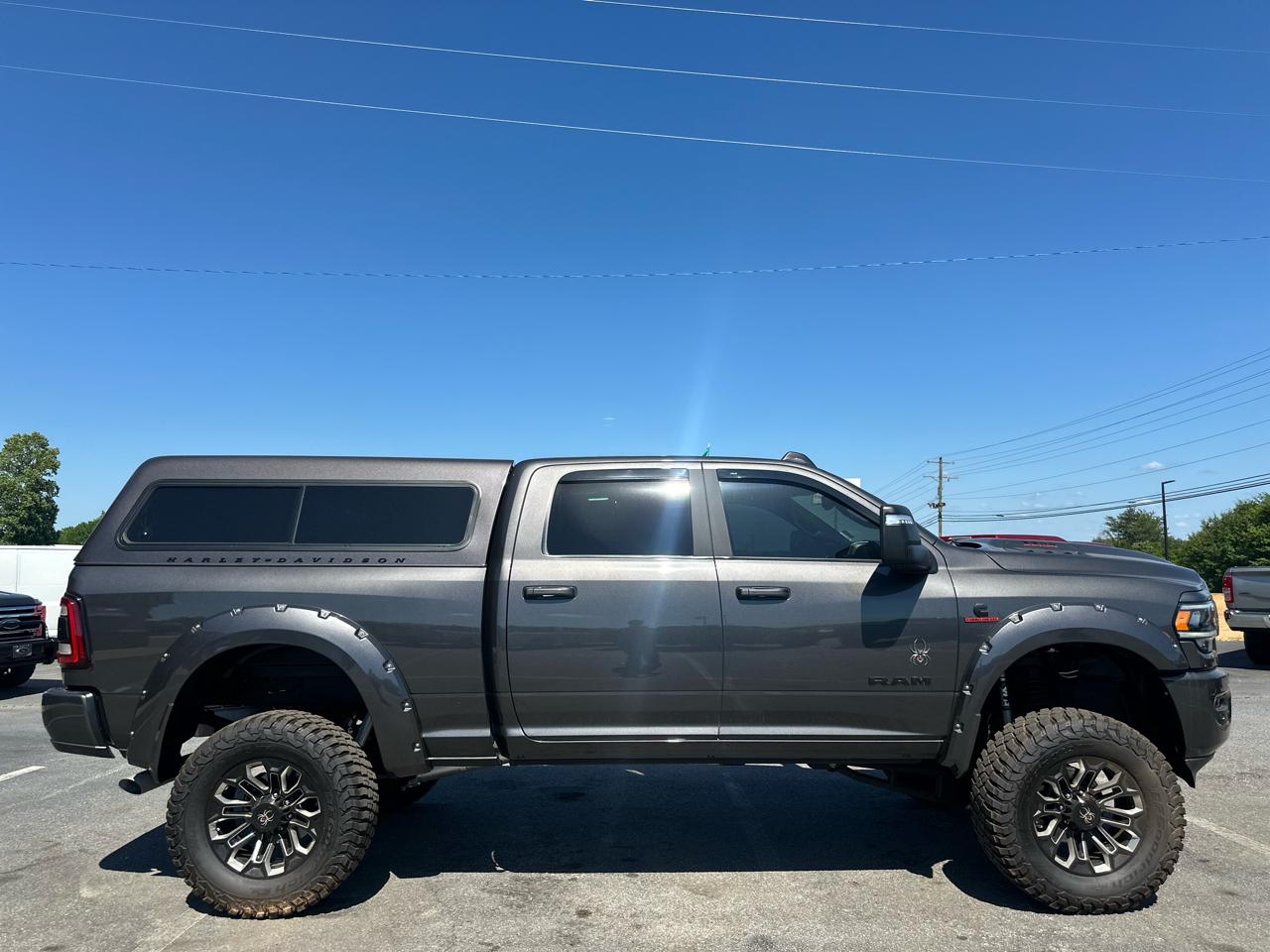 RAM 3500 Laramie Crew Cab SWB 4WD 2024