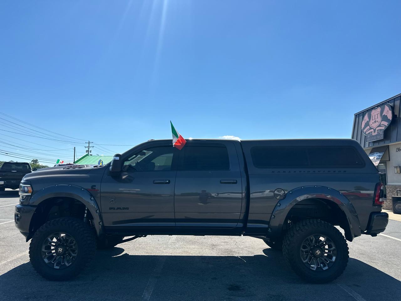 RAM 3500 Laramie Crew Cab SWB 4WD 2024