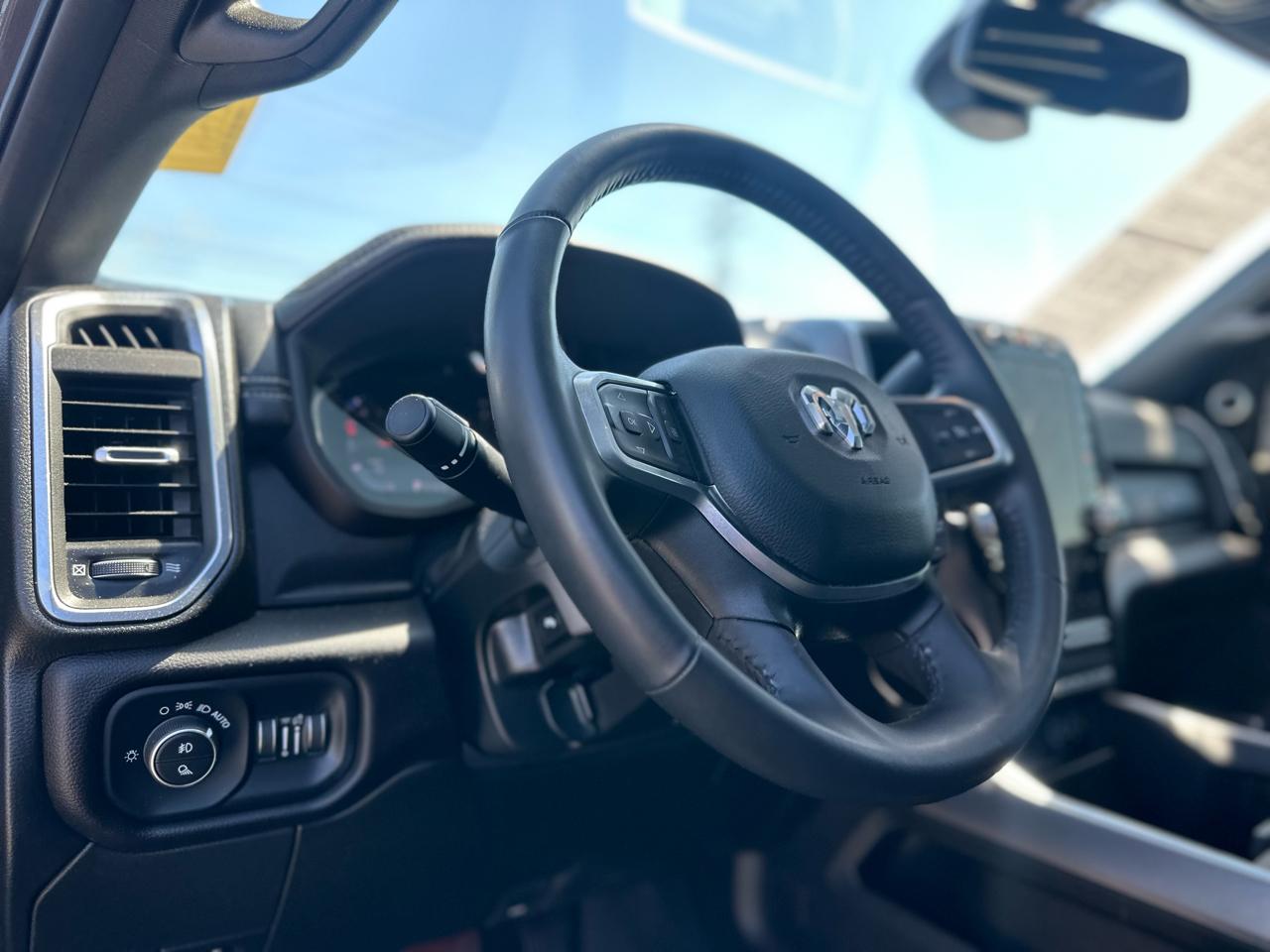 RAM 3500 Laramie Crew Cab SWB 4WD 2024