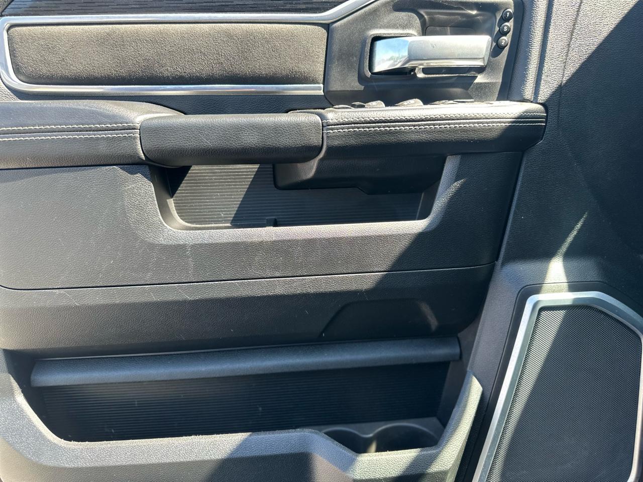 RAM 3500 Laramie Crew Cab SWB 4WD 2024
