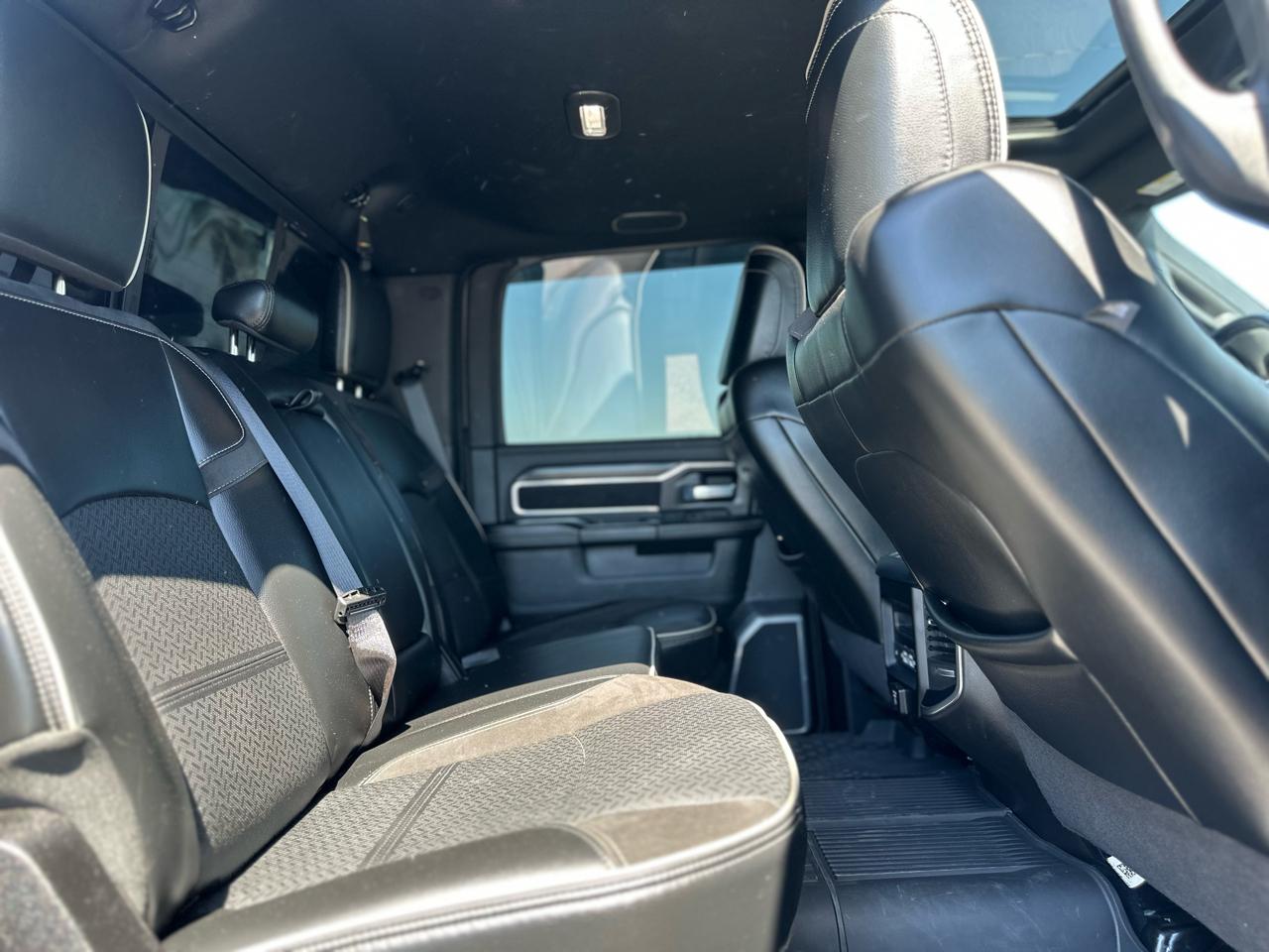 RAM 3500 Laramie Crew Cab SWB 4WD 2024