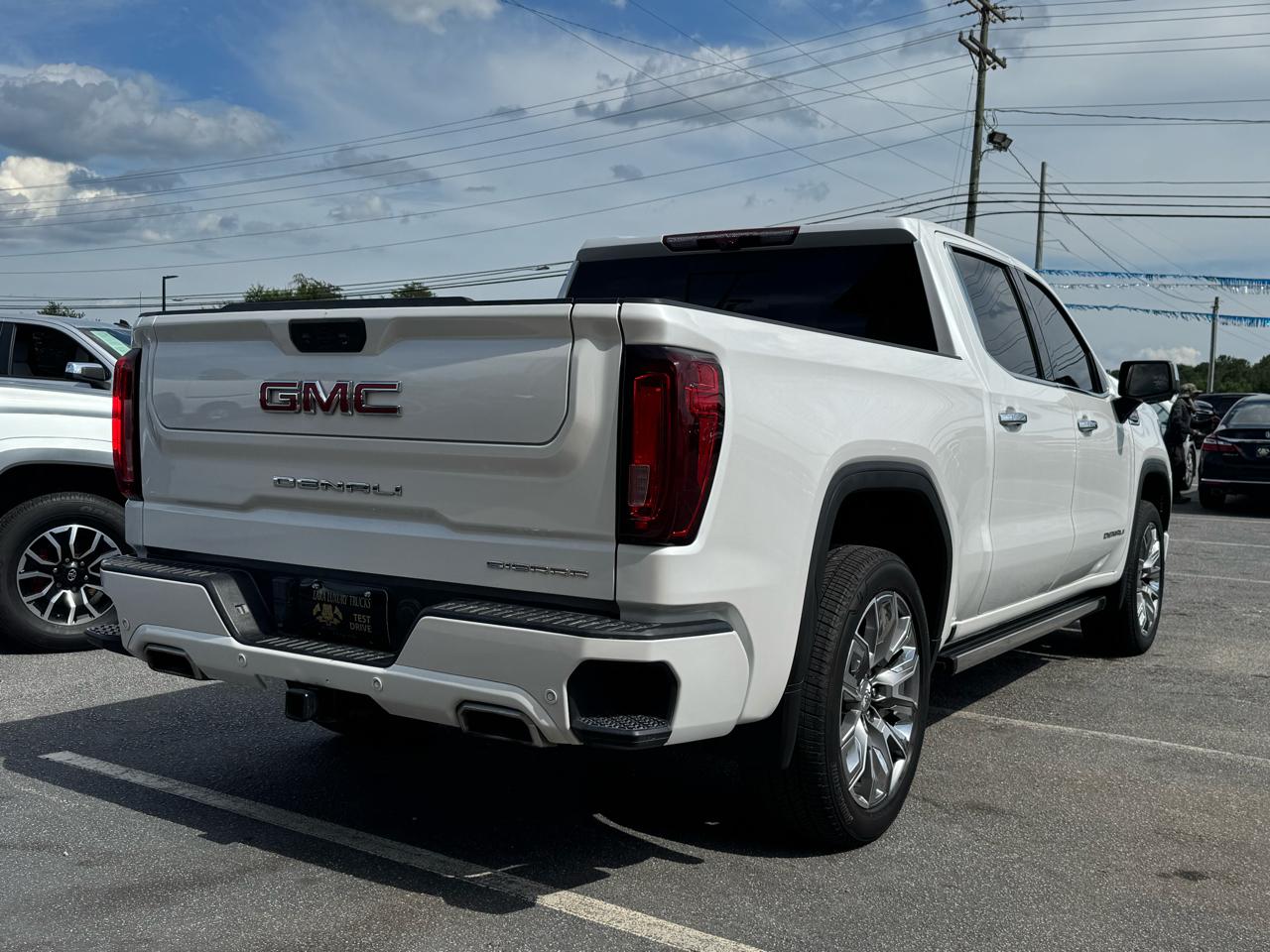 GMC Sierra 1500 Denali Crew Cab Short Box 4WD 2024
