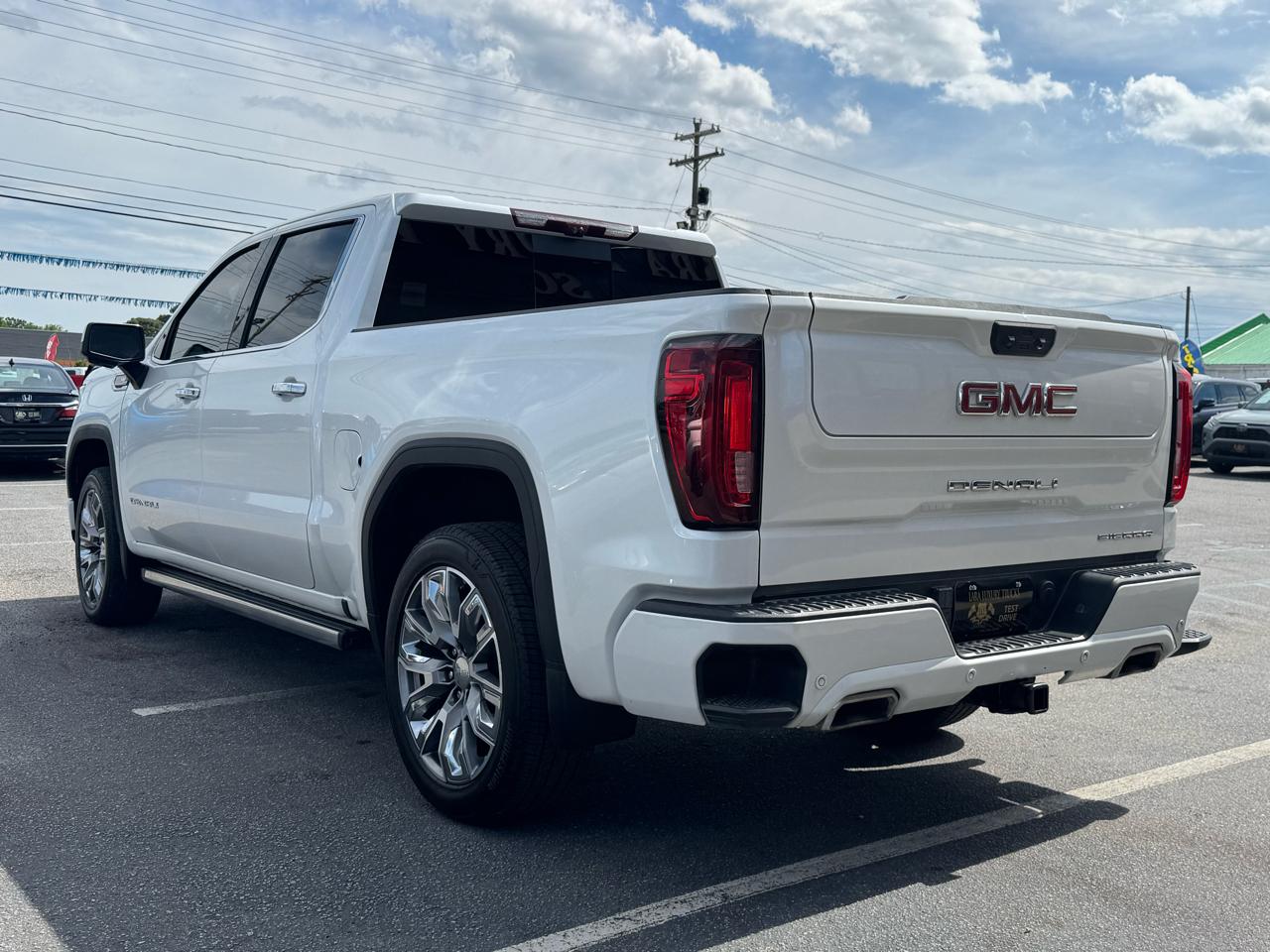 GMC Sierra 1500 Denali Crew Cab Short Box 4WD 2024