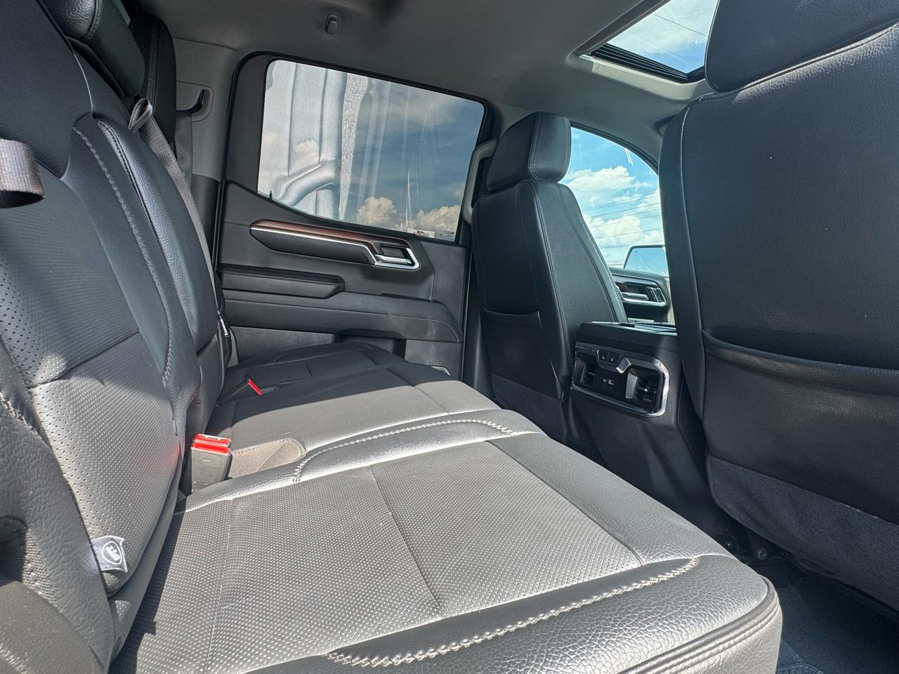 GMC Sierra 1500 Denali Crew Cab Short Box 4WD 2024