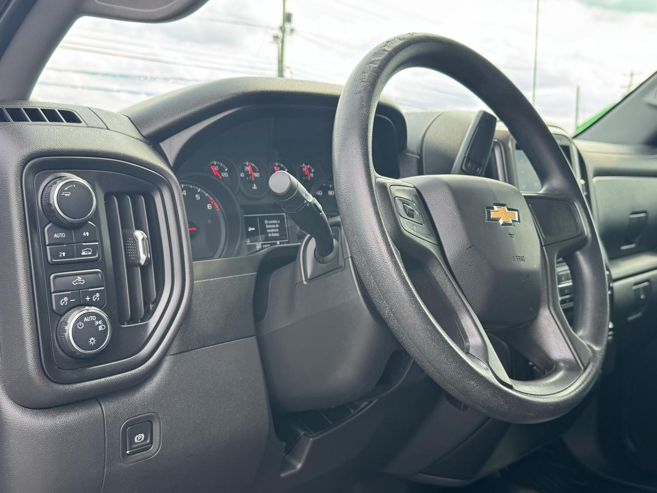 Chevrolet Silverado 1500 Work Truck Crew Cab Short Box 4WD 2020