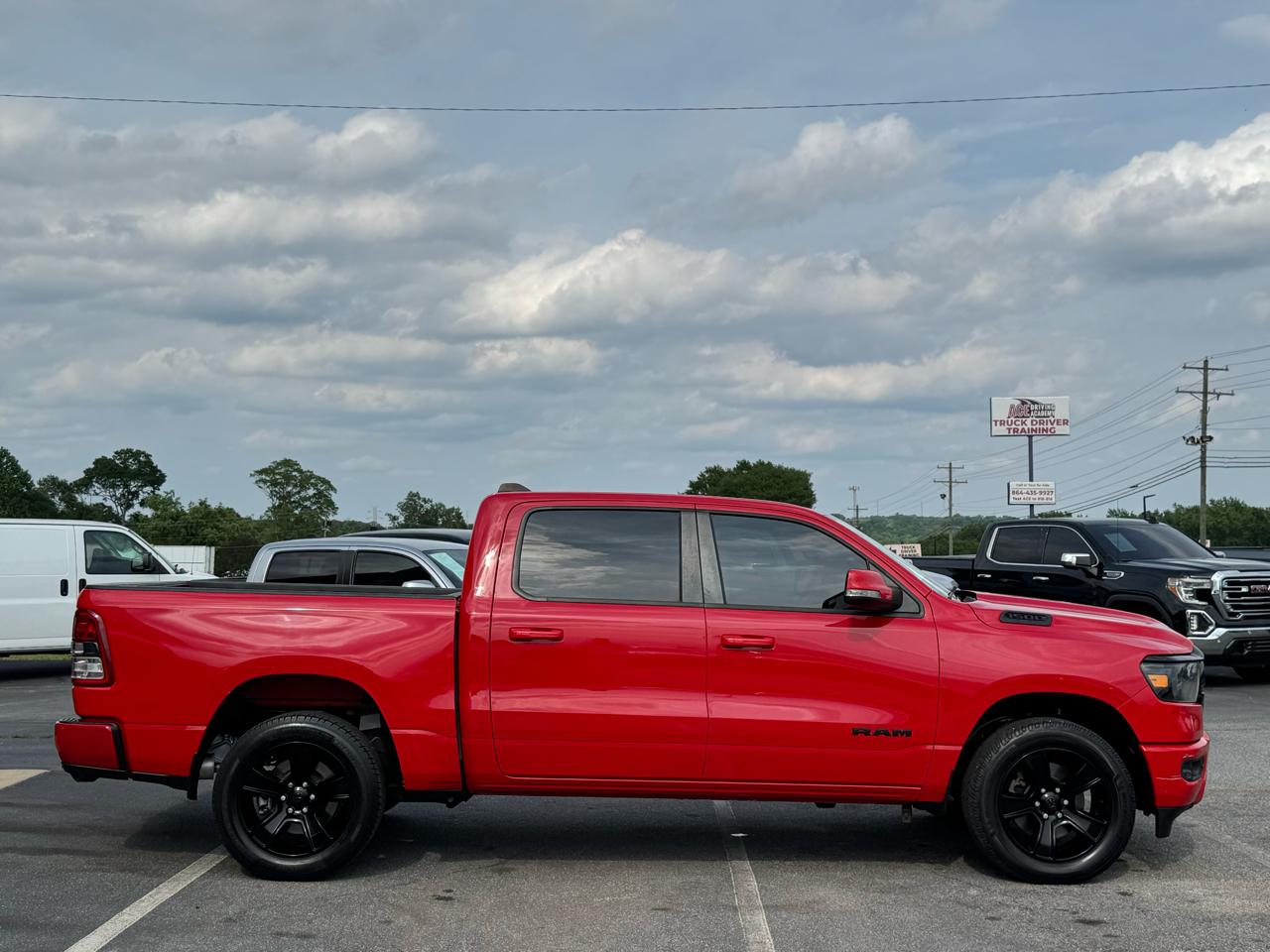 RAM 1500 Big Horn Crew Cab SWB 4WD 2020