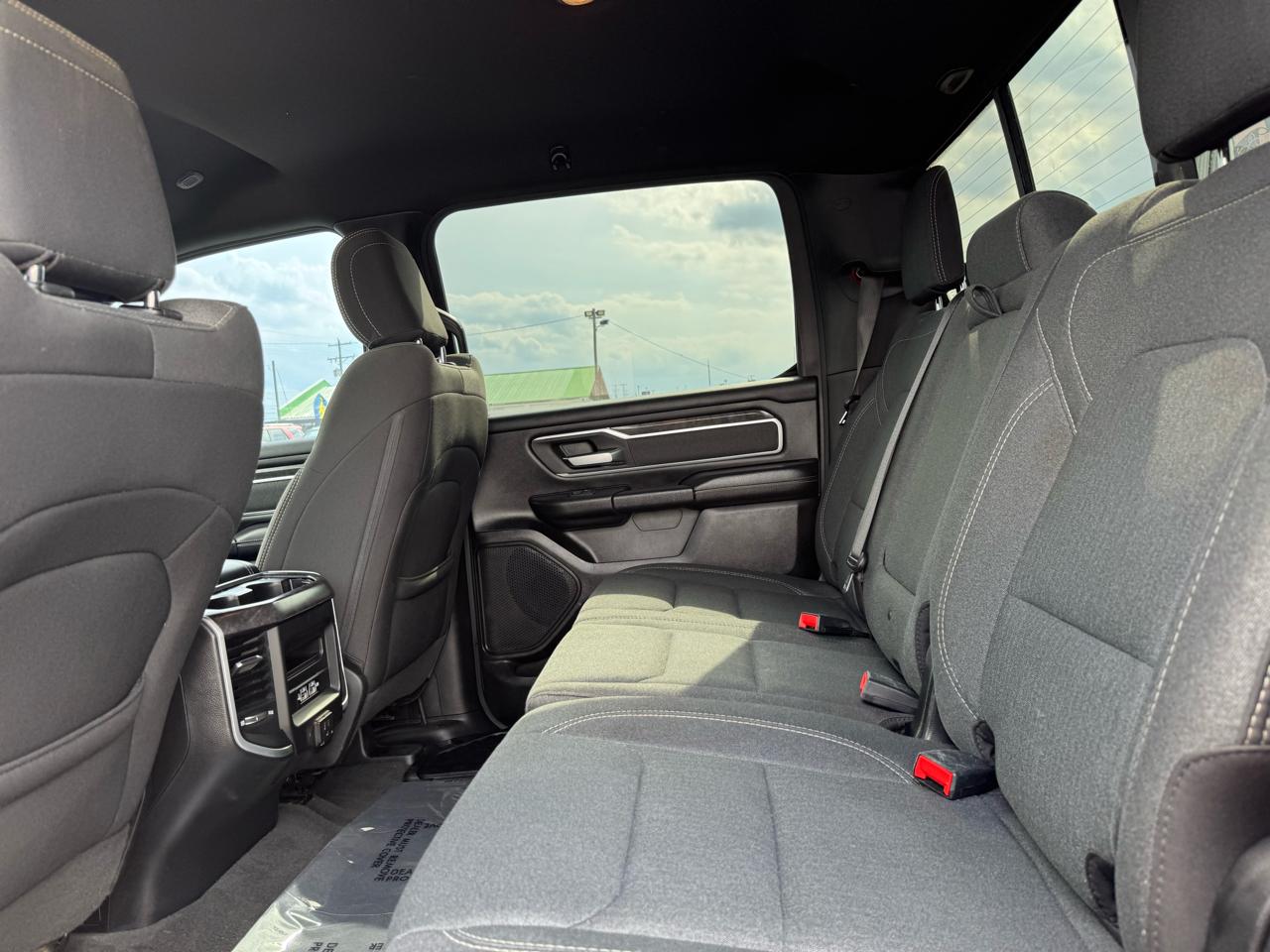 RAM 1500 Big Horn Crew Cab SWB 4WD 2020
