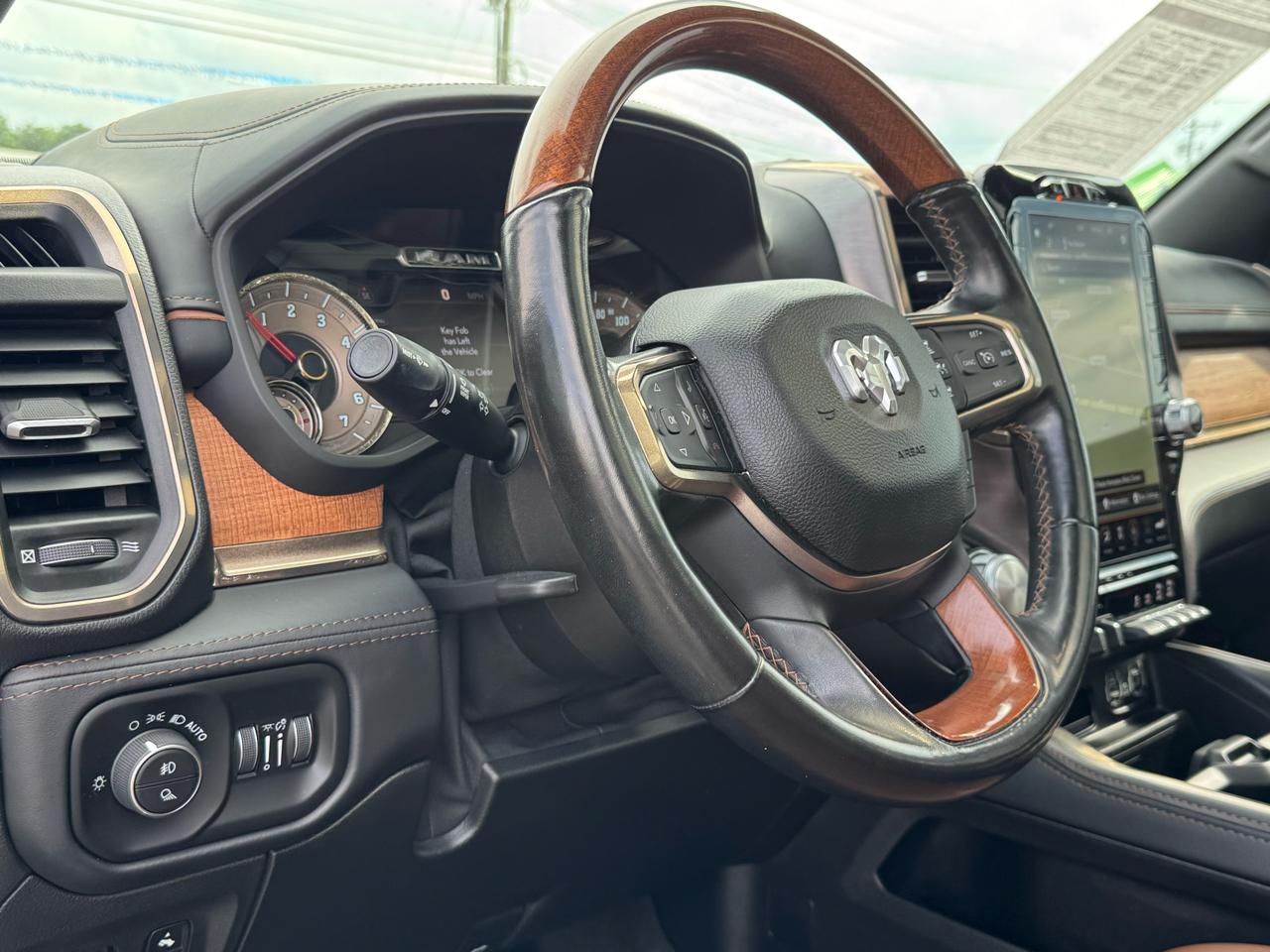 RAM 1500 Limited Longhorn 4x4 Crew Cab 5'7" Box 2021