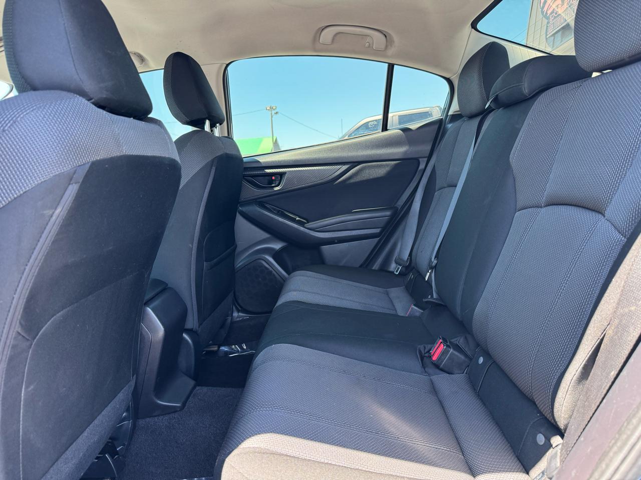 Subaru Impreza 2.0i Premium CVT 4-Door 2018