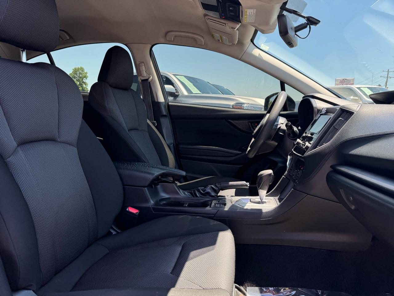 Subaru Impreza 2.0i Premium CVT 4-Door 2018