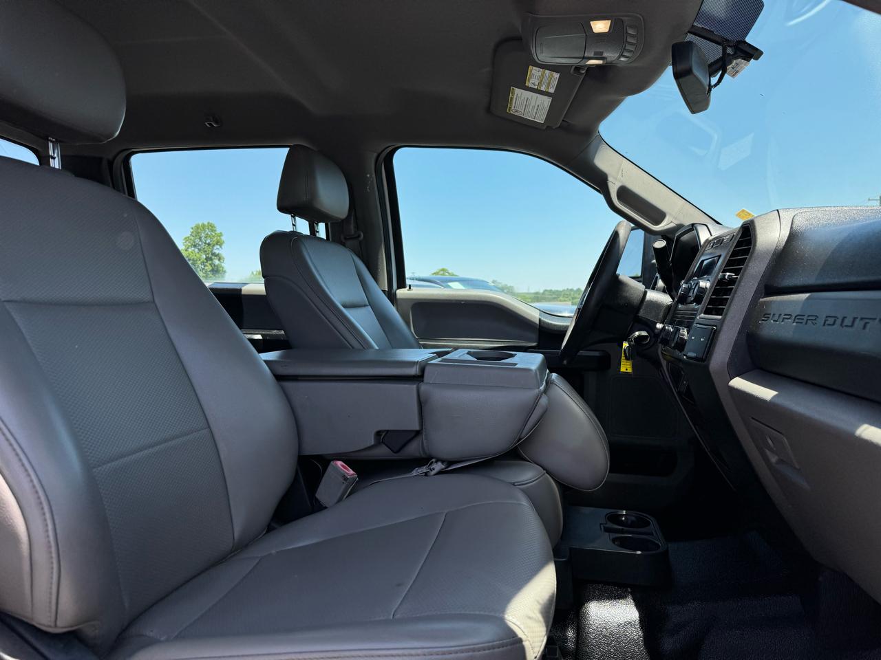 Ford F-250 SD XL Crew Cab 4WD 2018